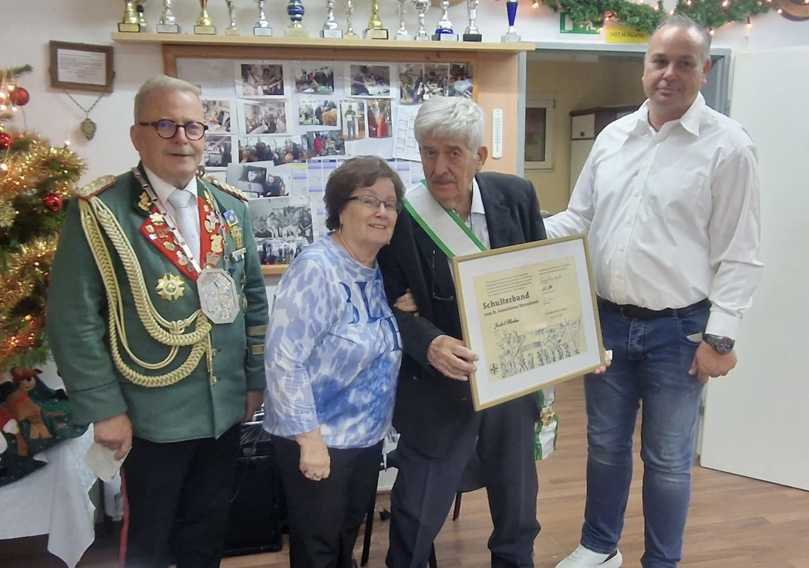 Hohe Auszeichnung in Eschweiler-Hücheln